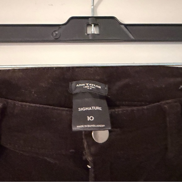 Ann Taylor Corduroy women Pants in Deep Brown - Picture 2 of 2